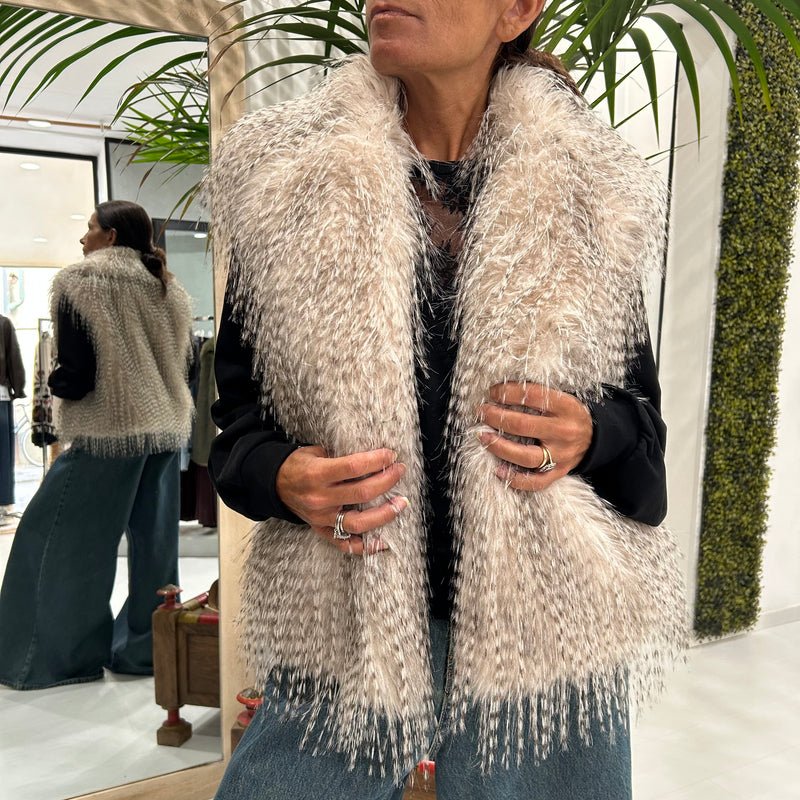 TENSIONE IN - ECOFUR CLAUD